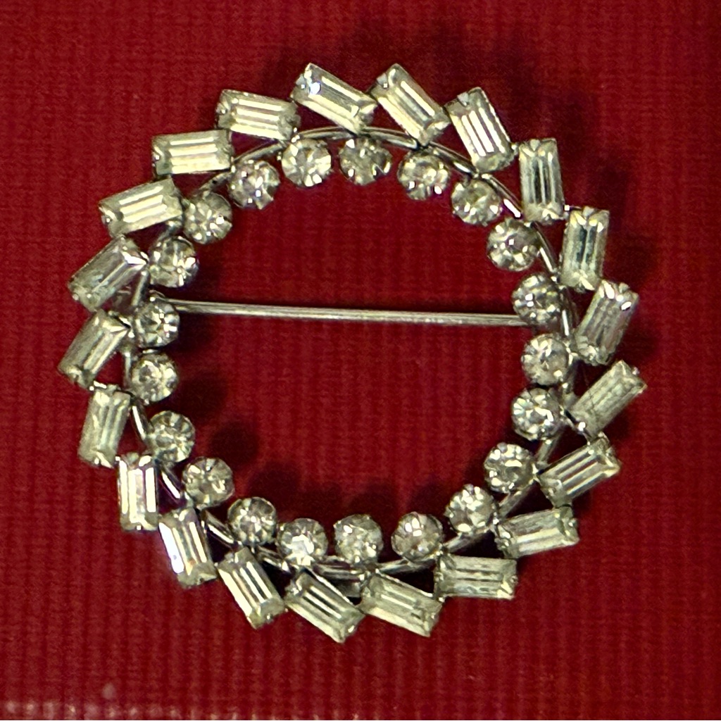Carl Art Signed Ca Arrow Brooch Sterling Silvef 925 Rhinestones Vintage Round